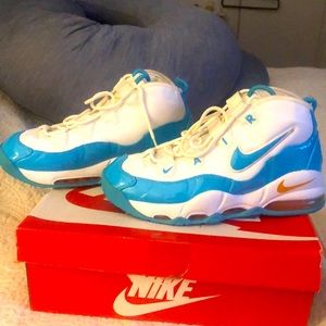 Nike Uptempo